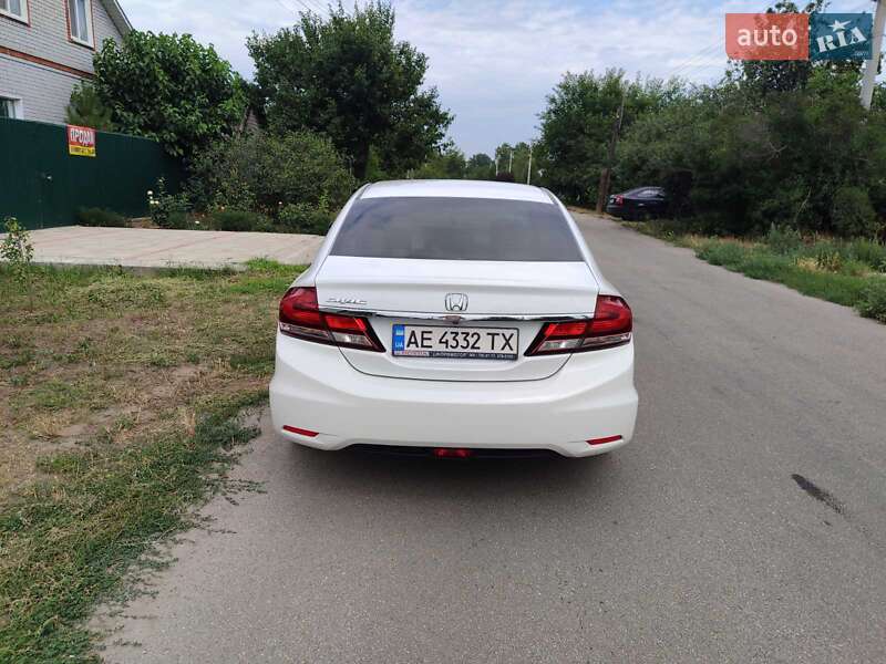 Седан Honda Civic 2013 в Новомосковске