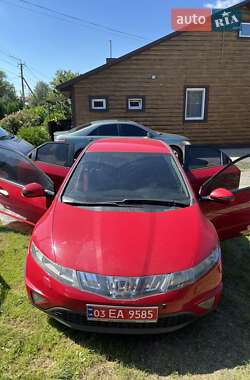 Хэтчбек Honda Civic 2007 в Заре