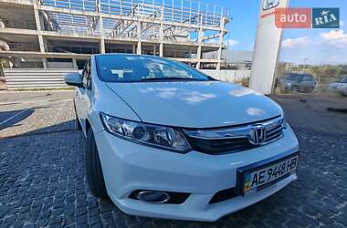 Седан Honda Civic 2012 в Днепре