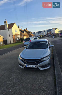 Седан Honda Civic 2016 в Ивано-Франковске