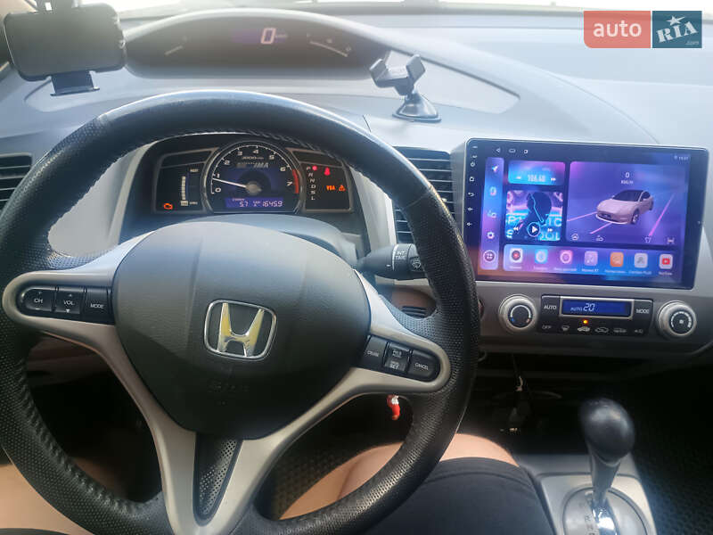 Седан Honda Civic 2006 в Ровно