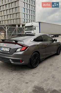 Купе Honda Civic 2019 в Львове