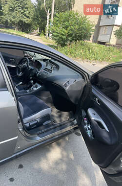 Хэтчбек Honda Civic 2007 в 
