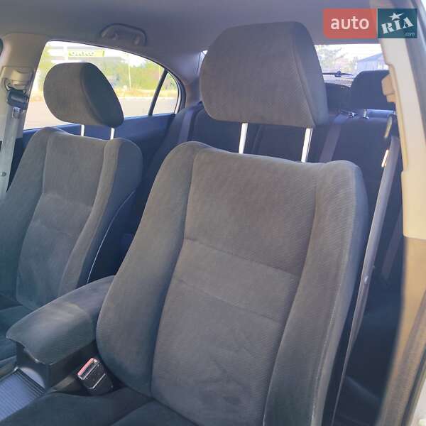 Седан Honda Civic 2011 в Києві