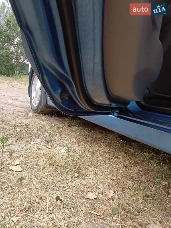 Седан Honda Civic 2006 в Дніпрі