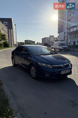 Седан Honda Civic 2011 в Львові