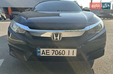 Седан Honda Civic 2016 в Днепре