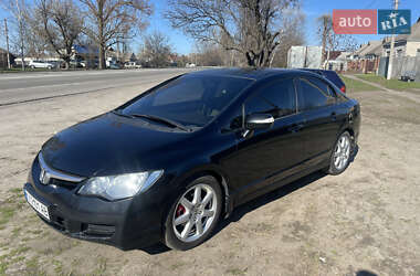 Седан Honda Civic 2006 в Чутовому