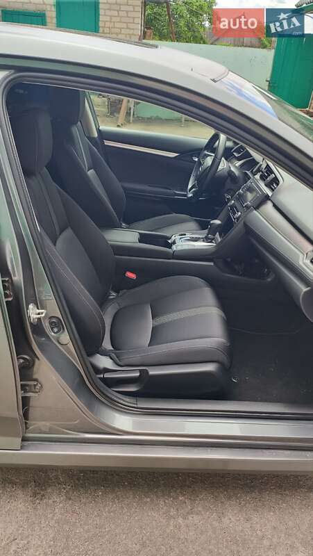 Седан Honda Civic 2018 в Житомирі