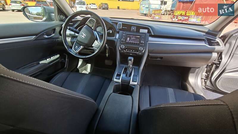 Седан Honda Civic 2018 в Житомирі