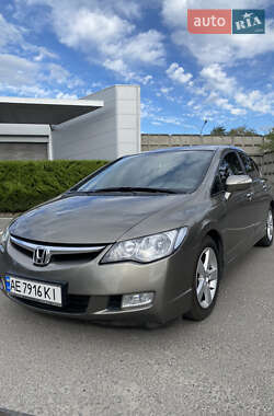 Седан Honda Civic 2008 в Днепре
