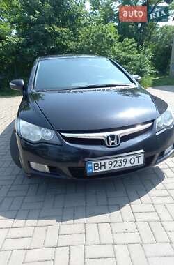 Седан Honda Civic 2008 в Черновцах
