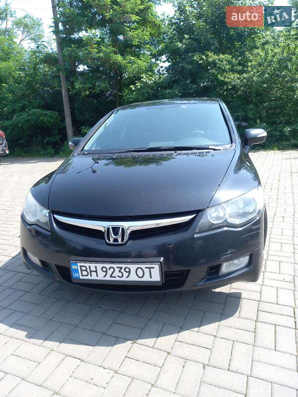 Седан Honda Civic 2008 в Чернівцях