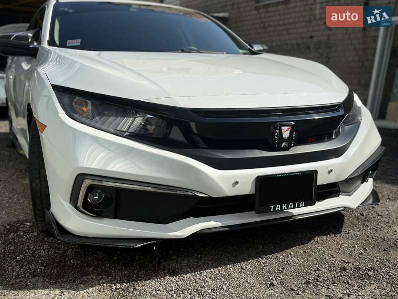 Седан Honda Civic 2019 в Днепре