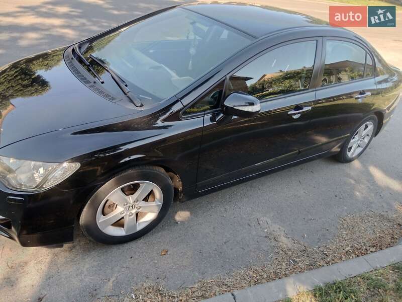 Седан Honda Civic 2009 в Черкассах