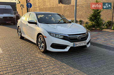 Седан Honda Civic 2015 в 