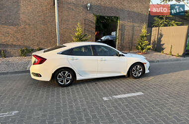 Седан Honda Civic 2015 в 