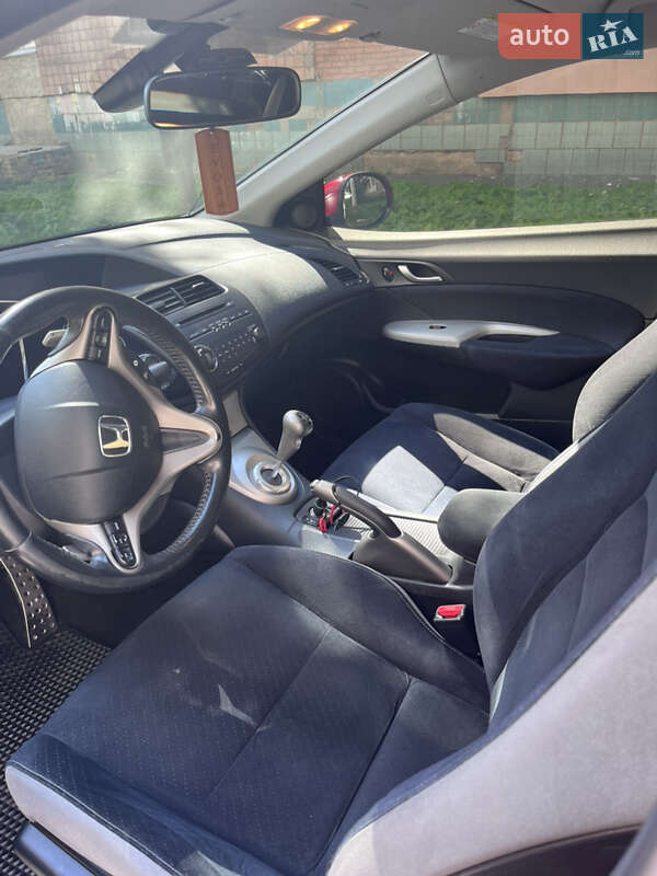 Хетчбек Honda Civic 2008 в Вишгороді