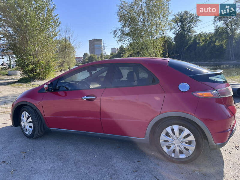 Хетчбек Honda Civic 2008 в Вишгороді