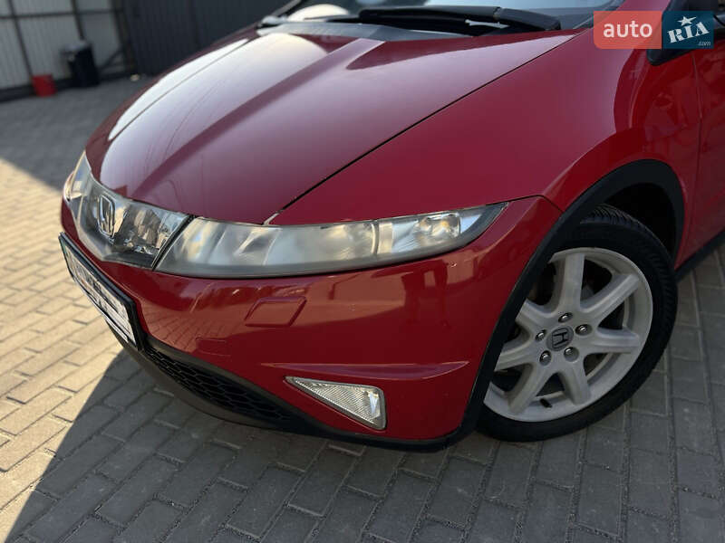 Хэтчбек Honda Civic 2007 в Крюковщине