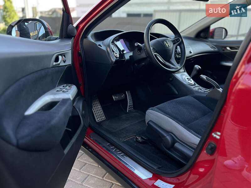 Хэтчбек Honda Civic 2007 в Крюковщине