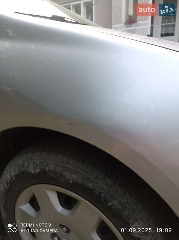 Хетчбек Honda Civic 2003 в Хотині фото 10 Хетчбек Honda Civic 2003 в Хотині