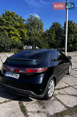 Хэтчбек Honda Civic 2008 в 