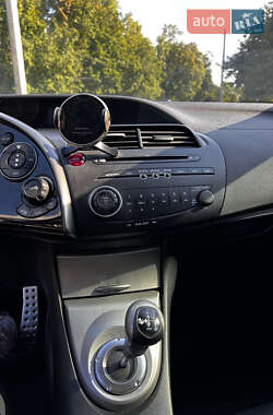 Хэтчбек Honda Civic 2008 в 