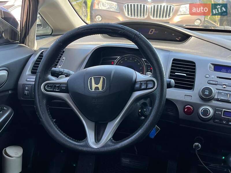Седан Honda Civic 2008 в Львові