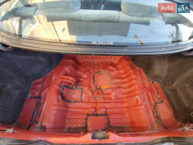 Седан Honda Civic 1988 в Здолбуніві