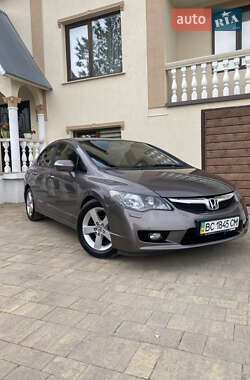 Седан Honda Civic 2011 в Стрию