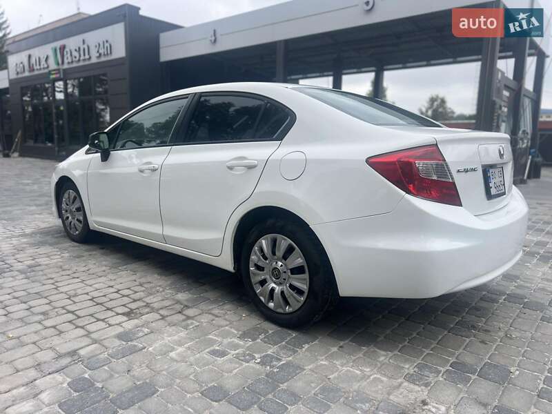 Седан Honda Civic 2012 в Тернополе