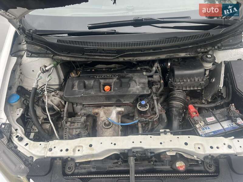 Седан Honda Civic 2012 в Тернополе