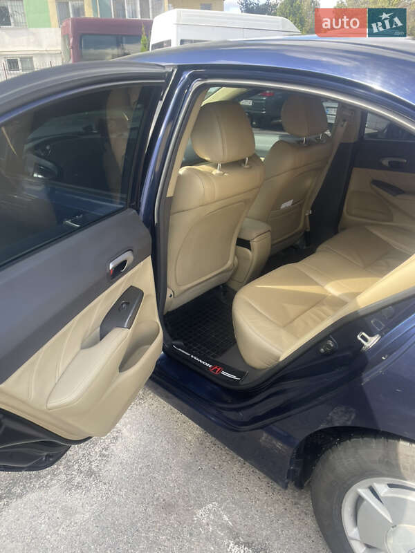 Седан Honda Civic 2007 в Києві