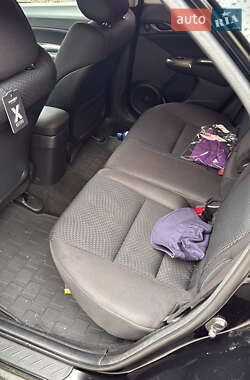 Хэтчбек Honda Civic 2010 в 