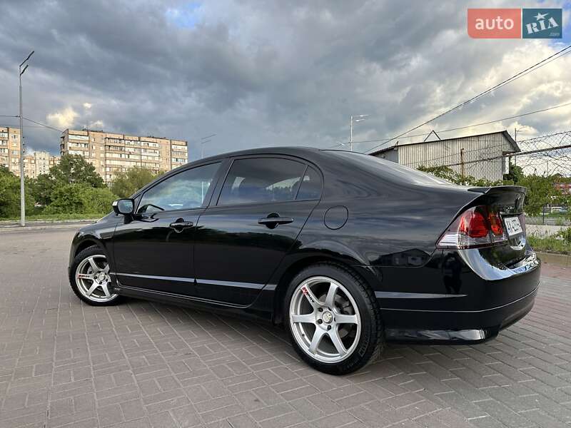 Седан Honda Civic 2011 в Киеве