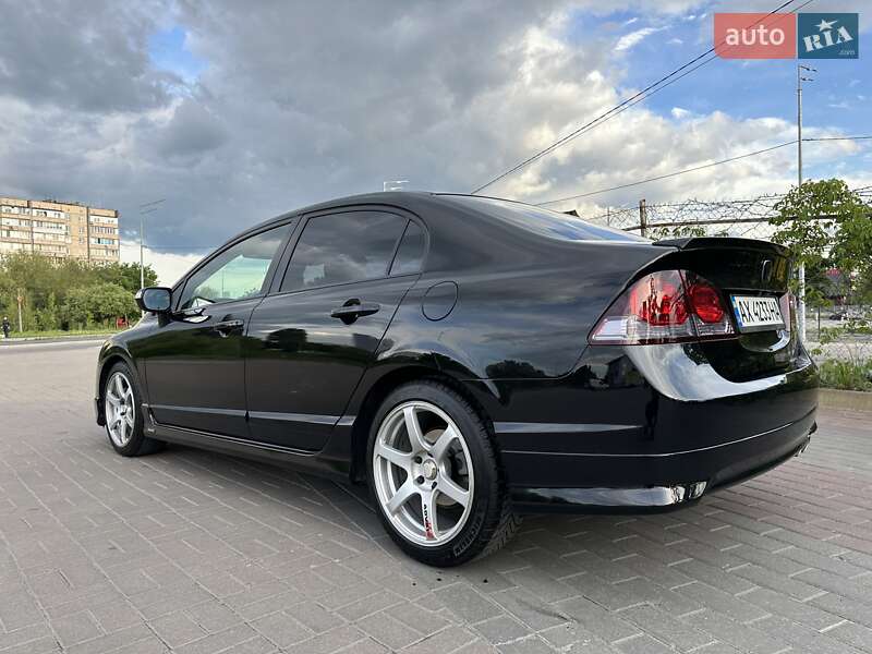 Седан Honda Civic 2011 в Киеве