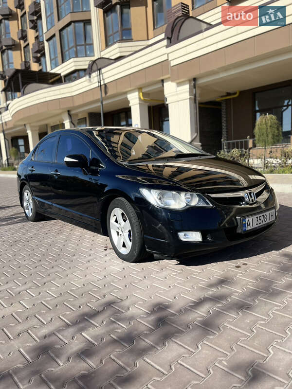 Седан Honda Civic 2006 в Софиевской Борщаговке