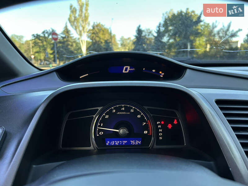 Седан Honda Civic 2006 в Николаеве