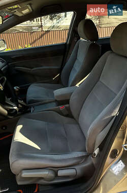 Седан Honda Civic 2007 в Чернигове