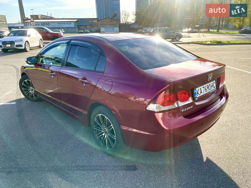 Седан Honda Civic 2011 в Киеве