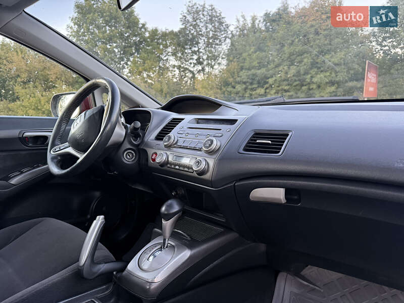 Седан Honda Civic 2006 в Тернополе