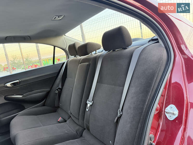Седан Honda Civic 2006 в Тернополе