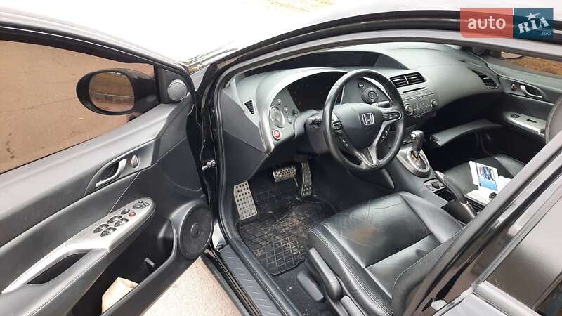 Хэтчбек Honda Civic 2010 в Харькове