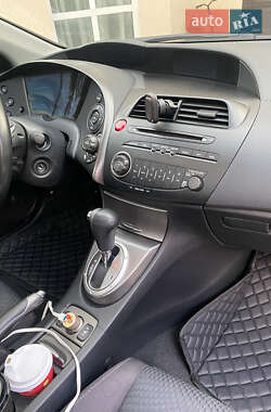 Хэтчбек Honda Civic 2008 в 