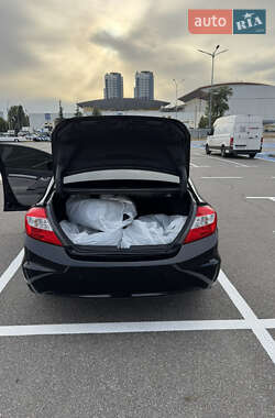 Седан Honda Civic 2012 в 