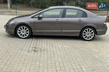 Седан Honda Civic 2009 в 
