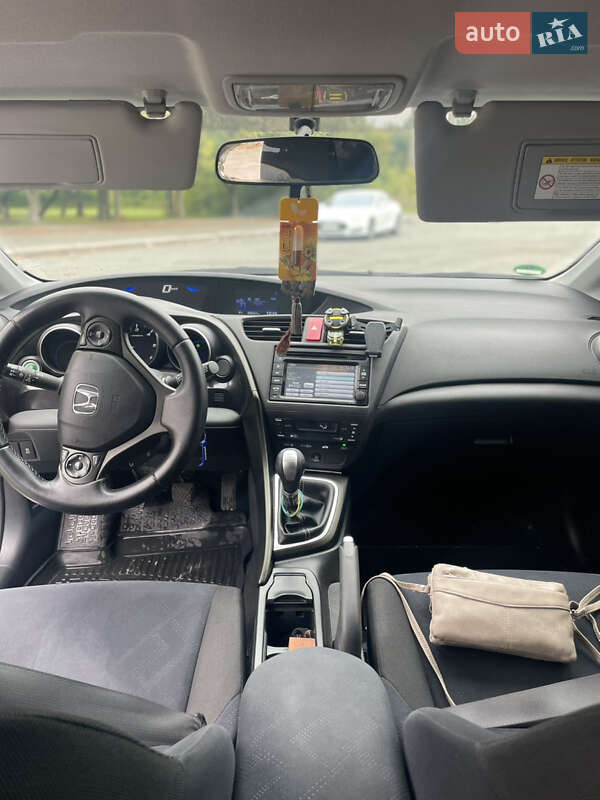 Хэтчбек Honda Civic 2012 в Владимире фото 16 Хэтчбек Honda Civic 2012 в Владимире