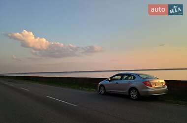 Седан Honda Civic 2012 в 