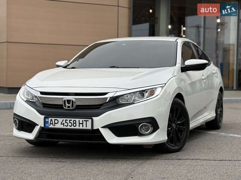 Седан Honda Civic 2017 в 